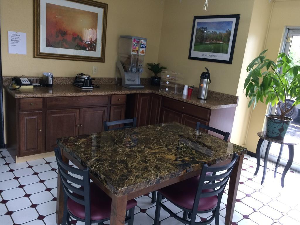 Knights Inn Augusta Fort Gordon Bagian luar foto